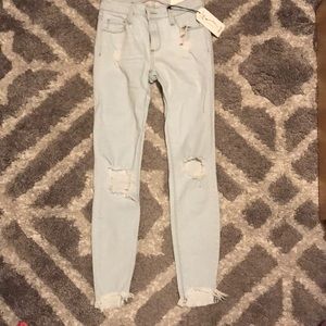 Charlotte Russe size 1 ripped skinny jeans
